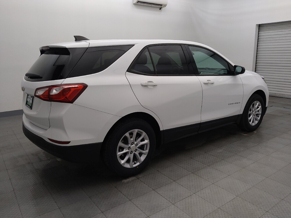 2019 Chevrolet Equinox in Houston, TX 77034 - 18098936 10