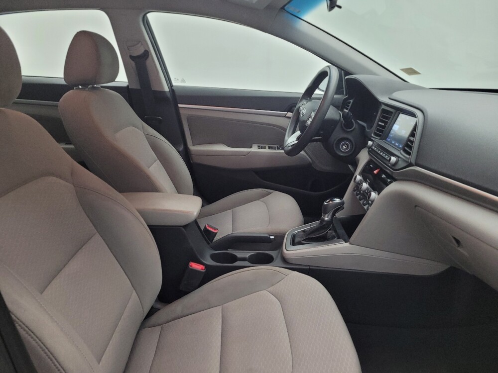 2020 Hyundai Elantra in Grand Rapids, MI 49508 - 18098938 21