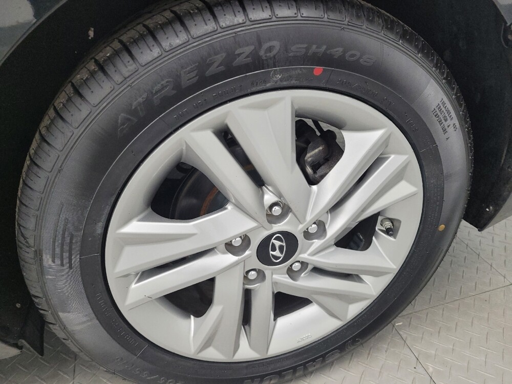 2020 Hyundai Elantra in Grand Rapids, MI 49508 - 18098938 31