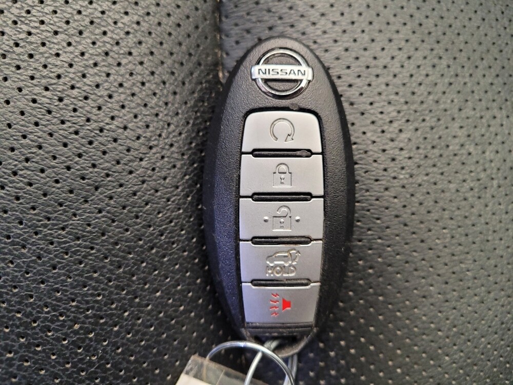 2017 Nissan Murano in Louisville, KY 40258 - 18098941 32