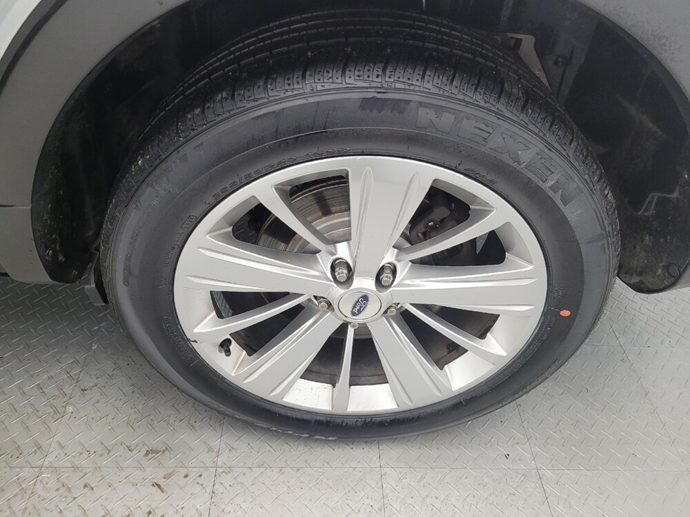 2019 Ford Explorer in Louisville, KY 40258 - 18098943 31