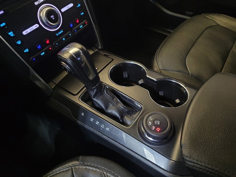 2019 Ford Explorer in Louisville, KY 40258 - 18098943 26