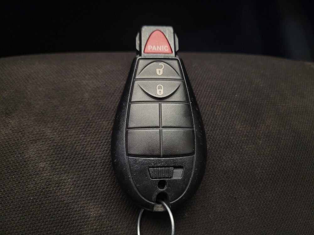 2019 Jeep Cherokee in Columbus, OH 43231 - 18098947 32