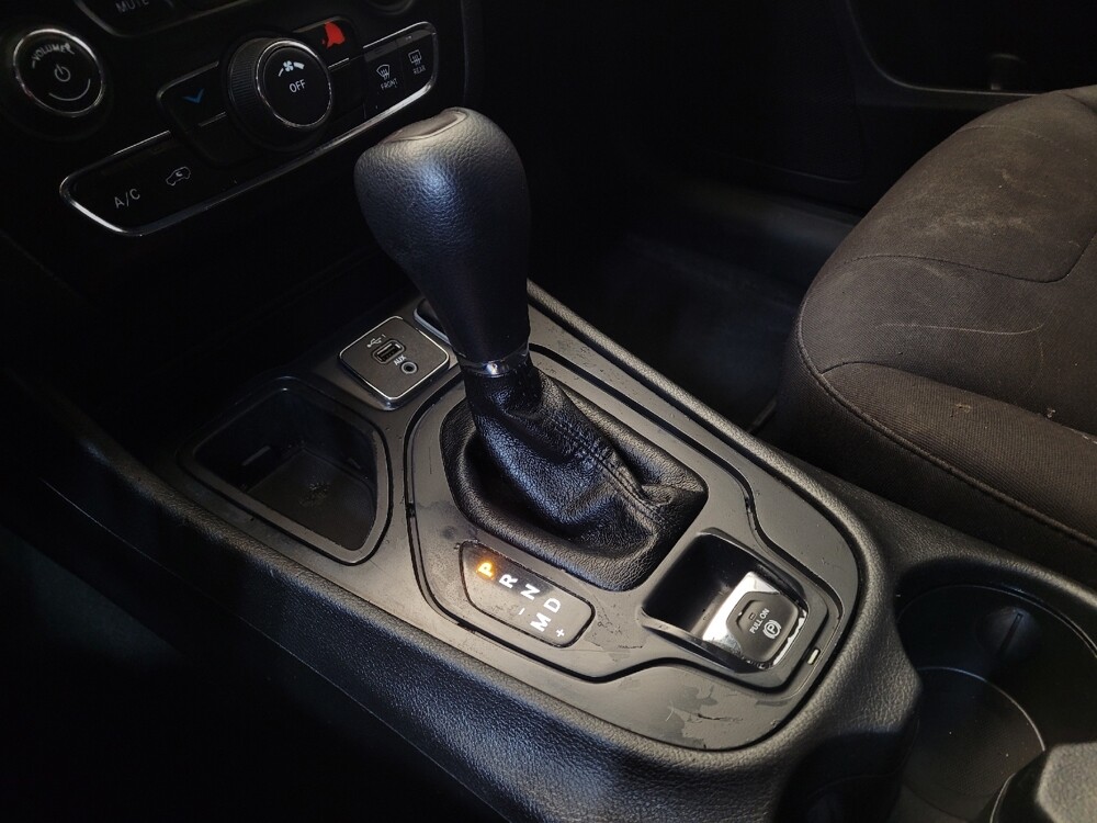 2019 Jeep Cherokee in Columbus, OH 43231 - 18098947 26