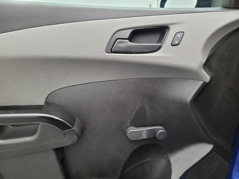 2020 Chevrolet Sonic in Maple Heights, OH 44137 - 18098948 27