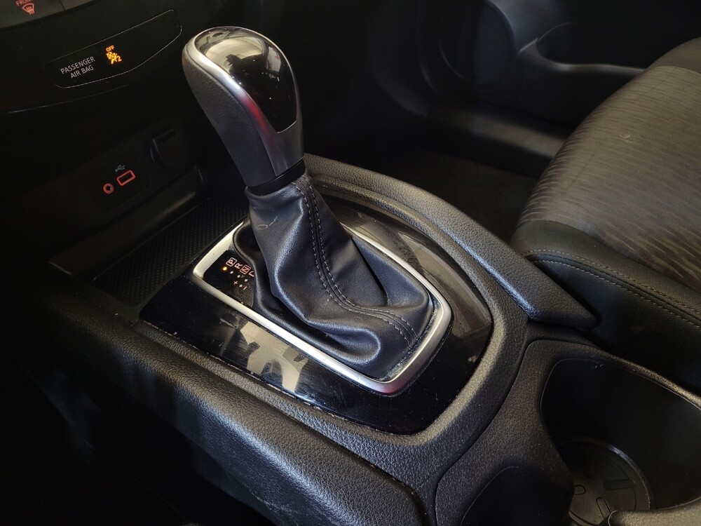 2020 Nissan Rogue in Louisville, KY 40258 - 18098949 26