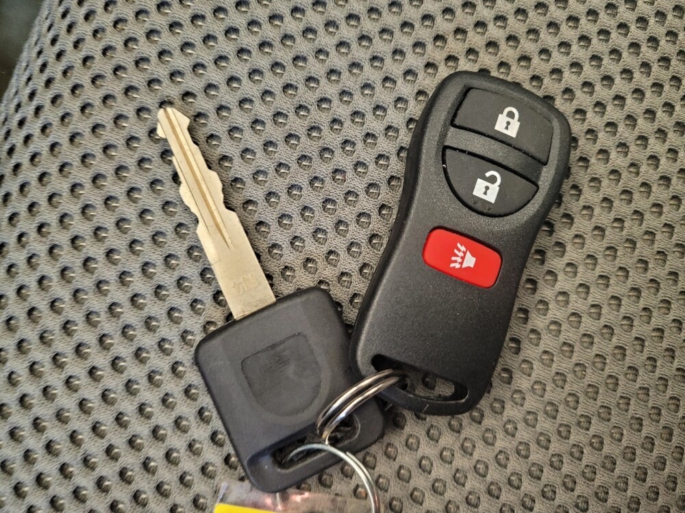 2016 Nissan Frontier in Columbus, OH 43231 - 18098950 32