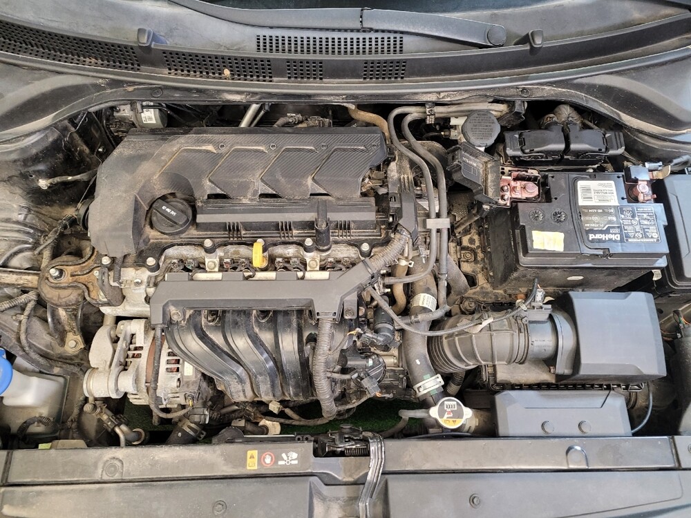 2021 Hyundai Accent in Maple Heights, OH 44137 - 18098951 30