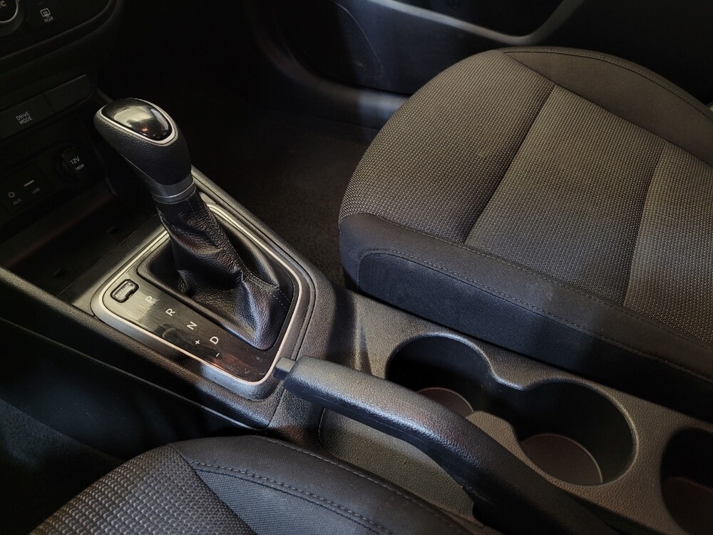 2021 Hyundai Accent in Maple Heights, OH 44137 - 18098951 26