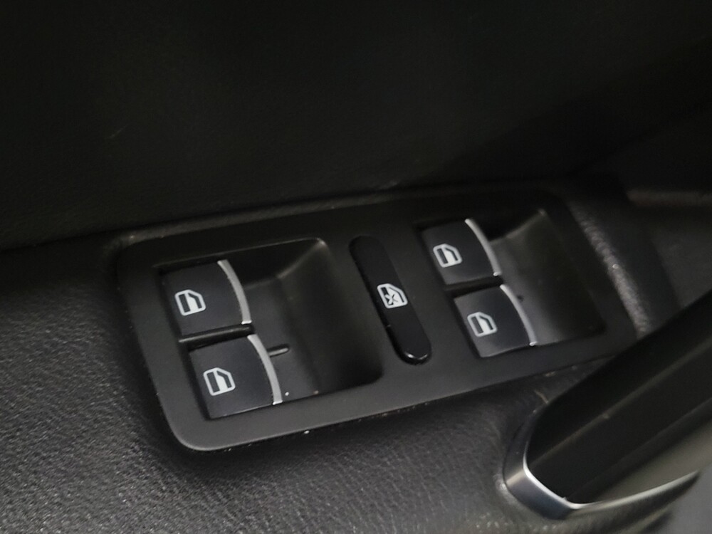 2017 Volkswagen Passat in Chesapeake, VA 23320 - 18098957 27