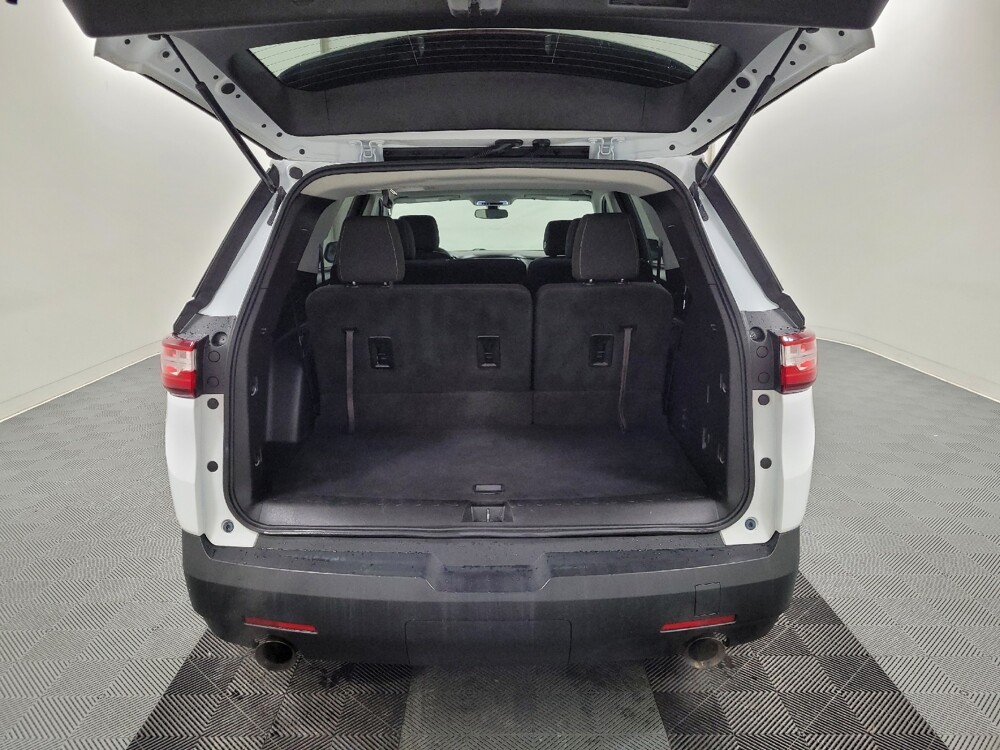 2020 Chevrolet Traverse in Pittsburgh, PA 15236 - 18098963 29