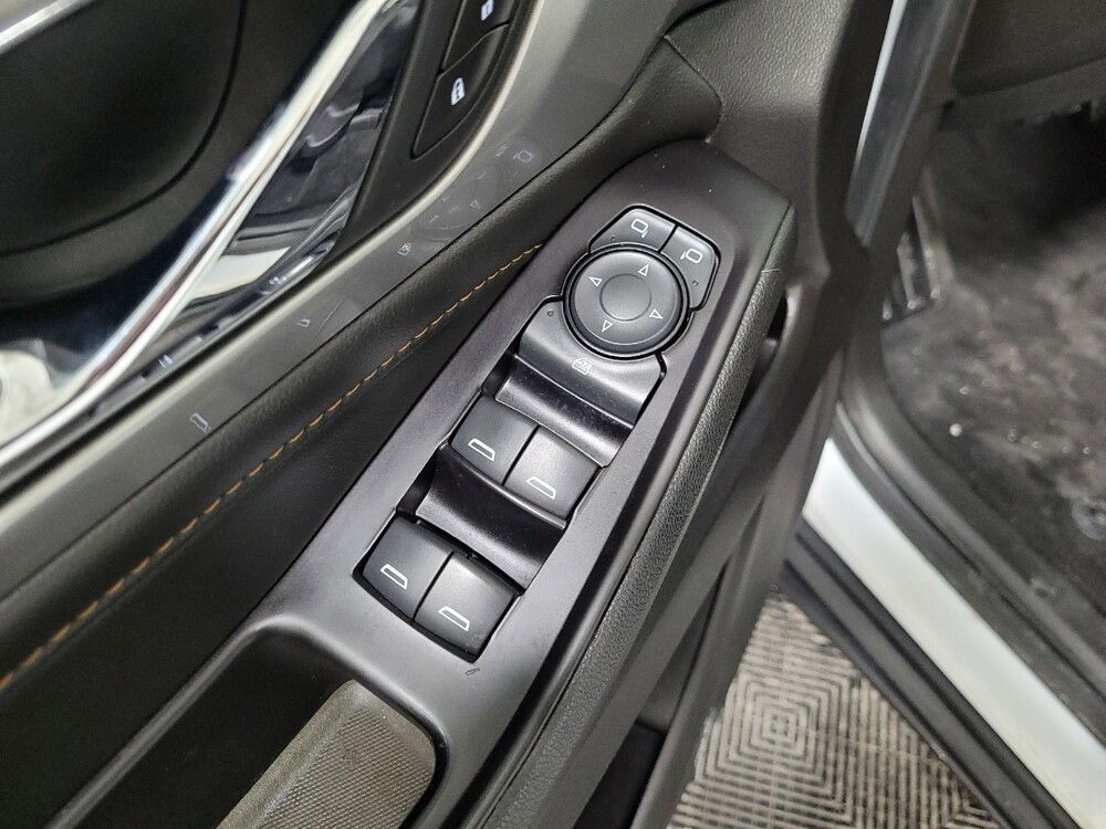 2020 Chevrolet Traverse in Pittsburgh, PA 15236 - 18098963 27