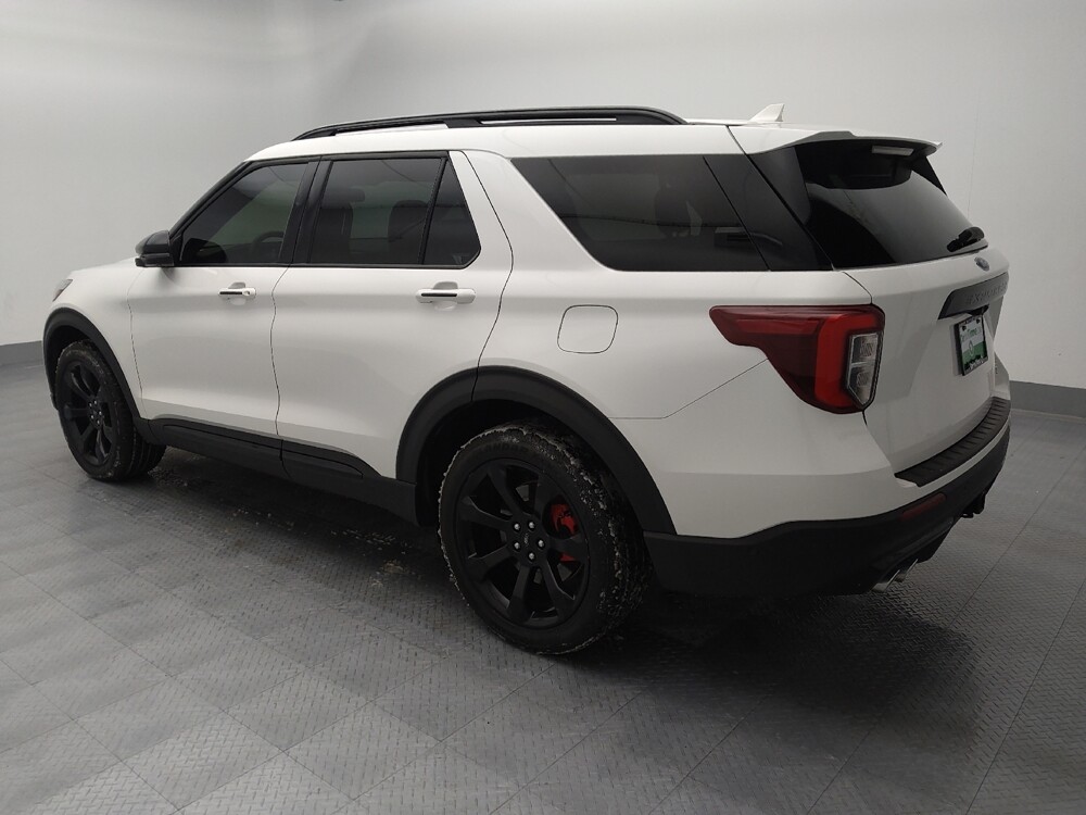 2020 Ford Explorer in Wichita, KS 67207 - 18098964 3