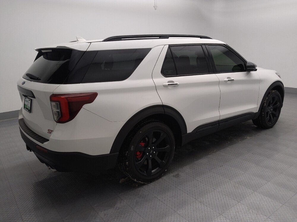 2020 Ford Explorer in Wichita, KS 67207 - 18098964 10