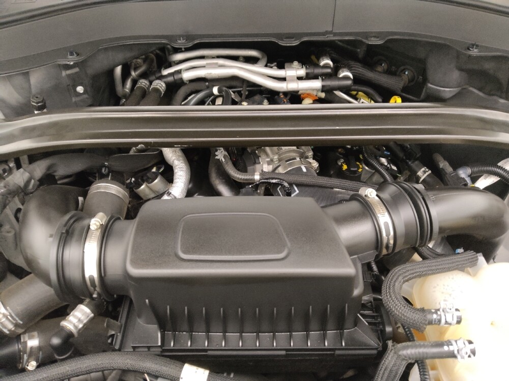 2020 Ford Explorer in Wichita, KS 67207 - 18098964 30