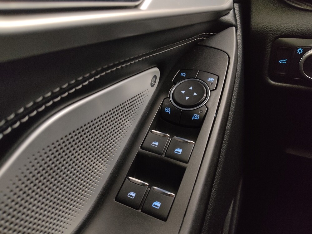 2020 Ford Explorer in Wichita, KS 67207 - 18098964 27