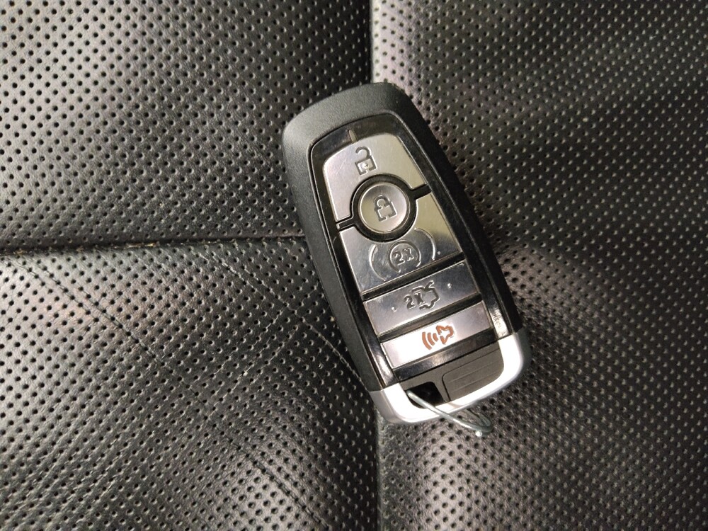 2021 Lincoln Corsair in St. Louis, MO 63136 - 18098965 32