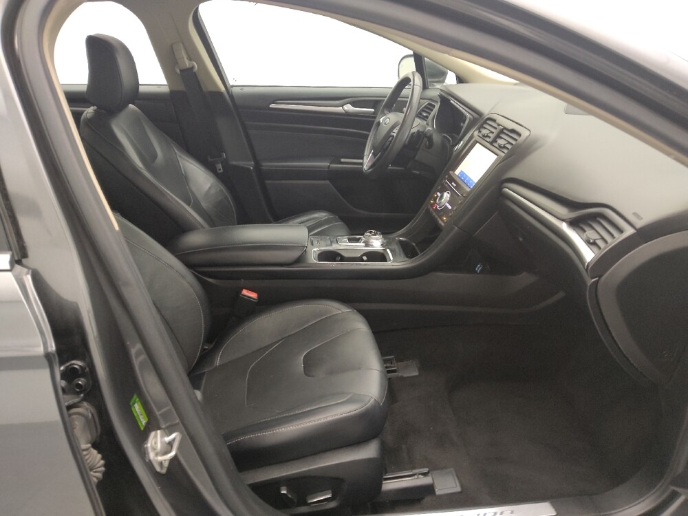 2020 Ford Fusion in St. Louis, MO 63136 - 18098966 21