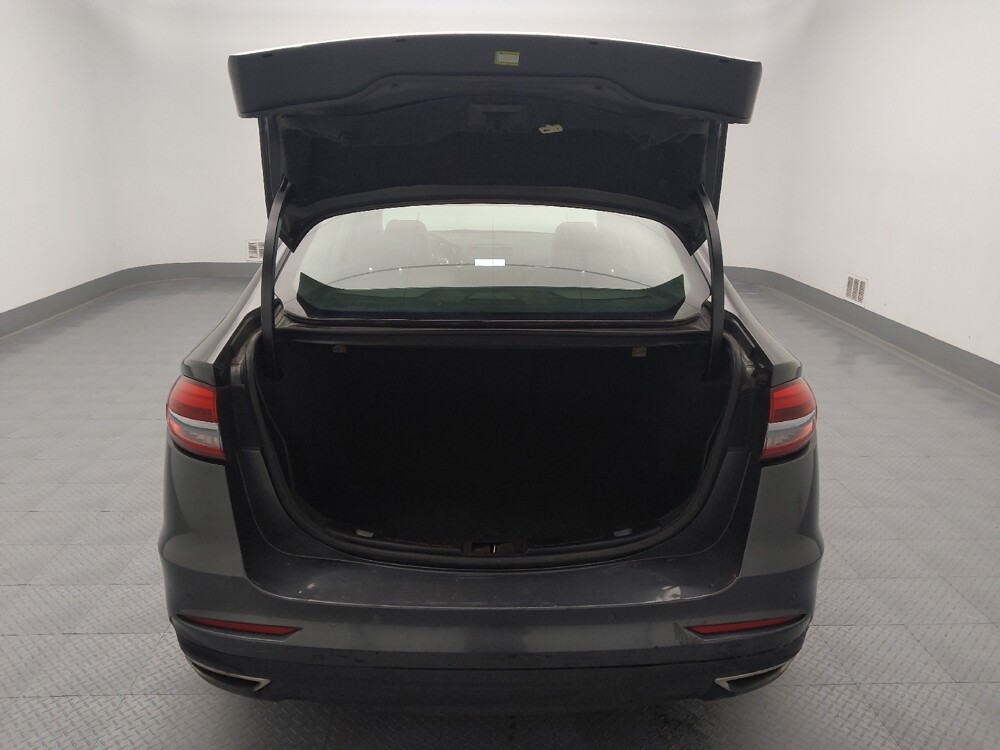 2020 Ford Fusion in St. Louis, MO 63136 - 18098966 29