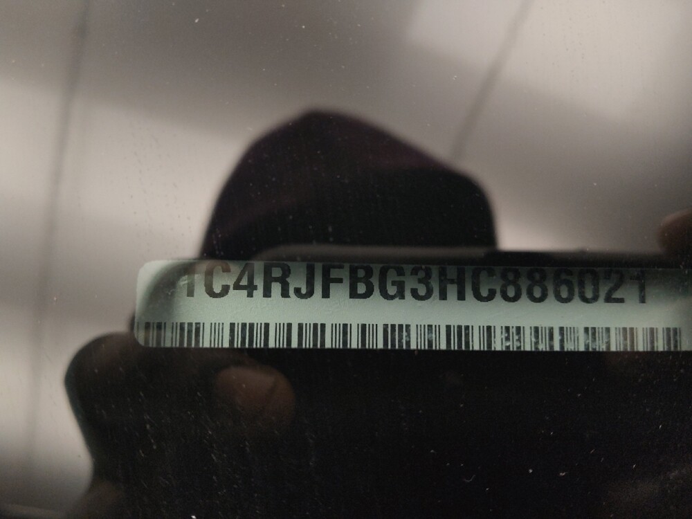 2017 Jeep Grand Cherokee in Lombard, IL 60148 - 18098971 33