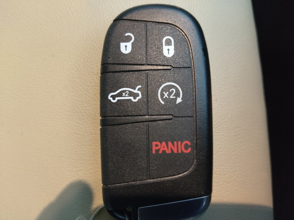 2017 Jeep Grand Cherokee in Lombard, IL 60148 - 18098971 32