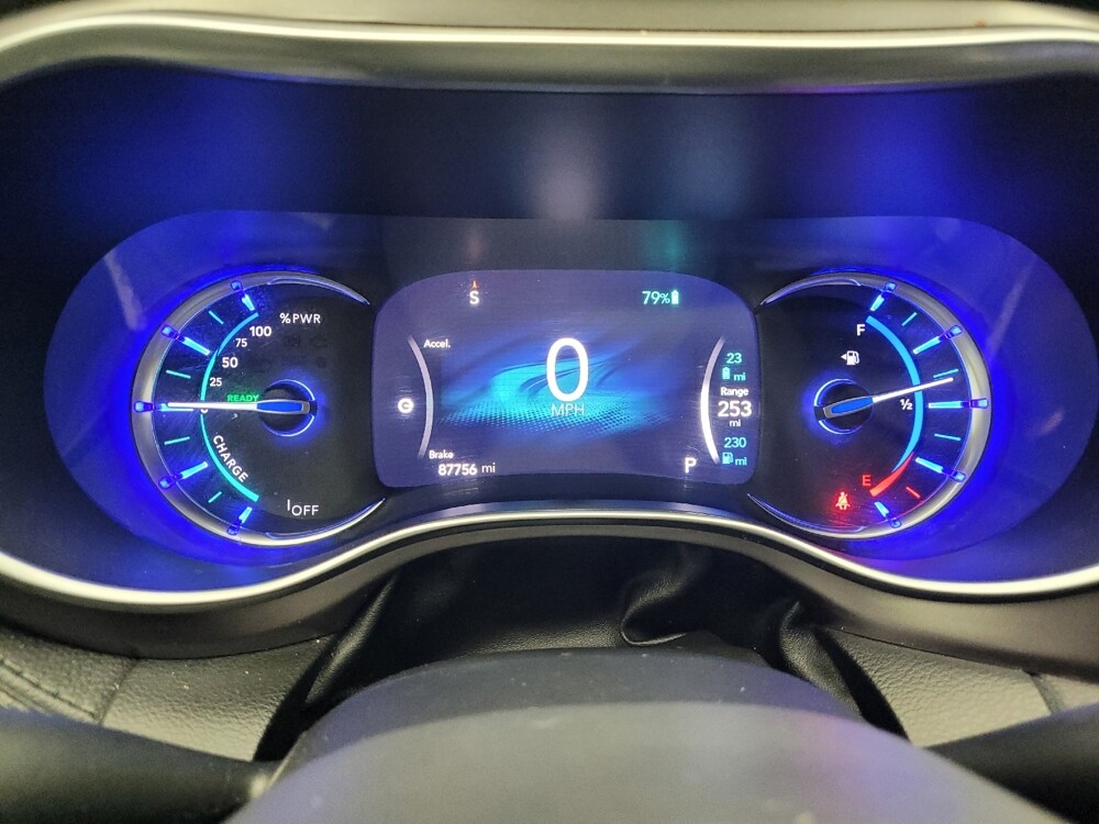 2018 Chrysler Pacifica in Taylor, MI 48180 - 18098973 23