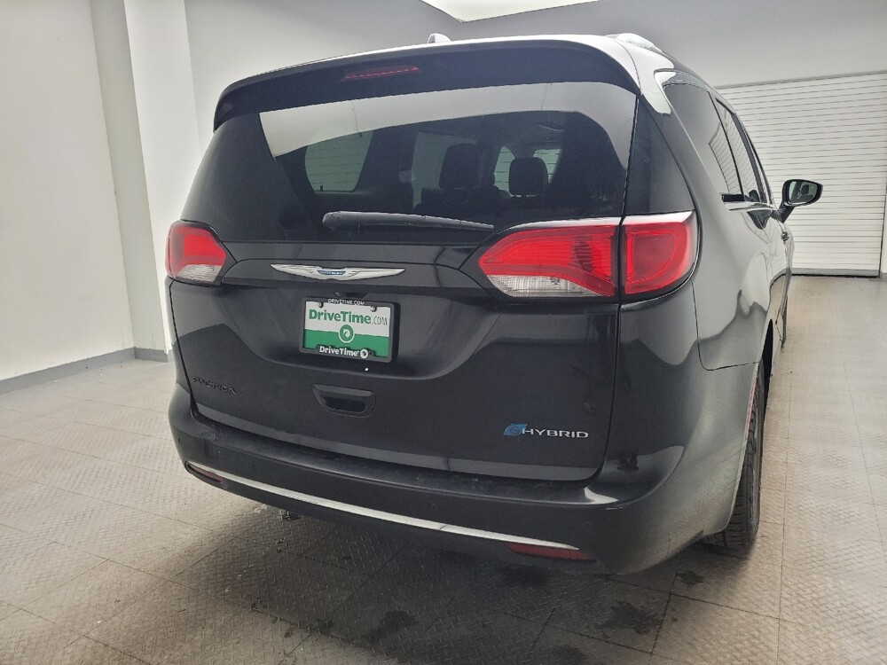 2018 Chrysler Pacifica in Taylor, MI 48180 - 18098973 7