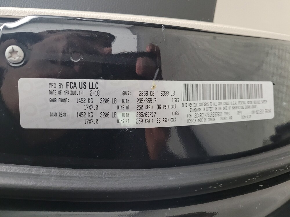 2018 Chrysler Pacifica in Taylor, MI 48180 - 18098973 33