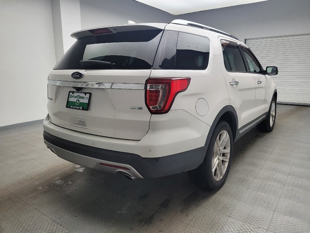 2017 Ford Explorer in Grand Rapids, MI 49508 - 18098975 9