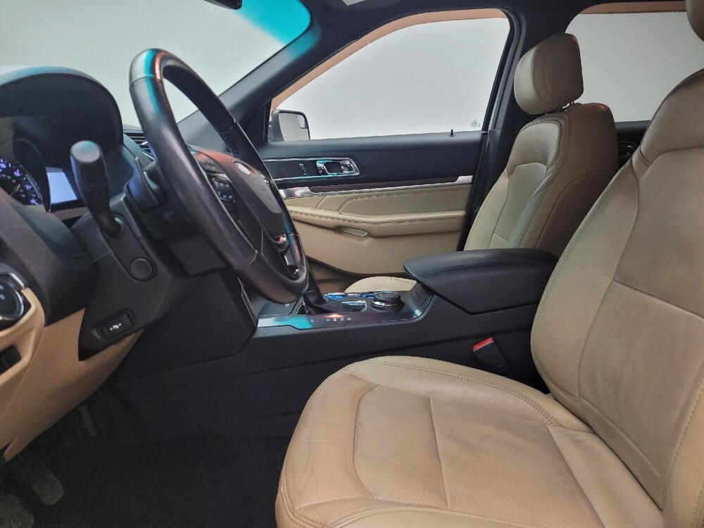 2017 Ford Explorer in Grand Rapids, MI 49508 - 18098975 17