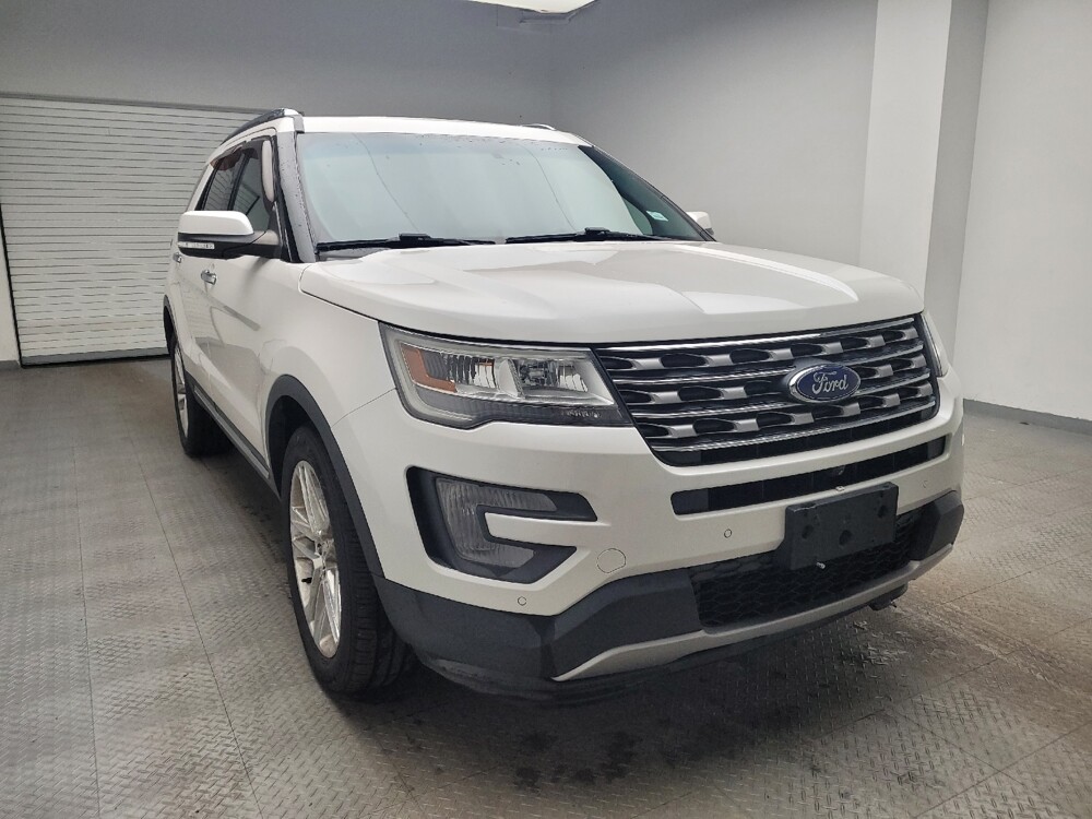 2017 Ford Explorer in Grand Rapids, MI 49508 - 18098975 13