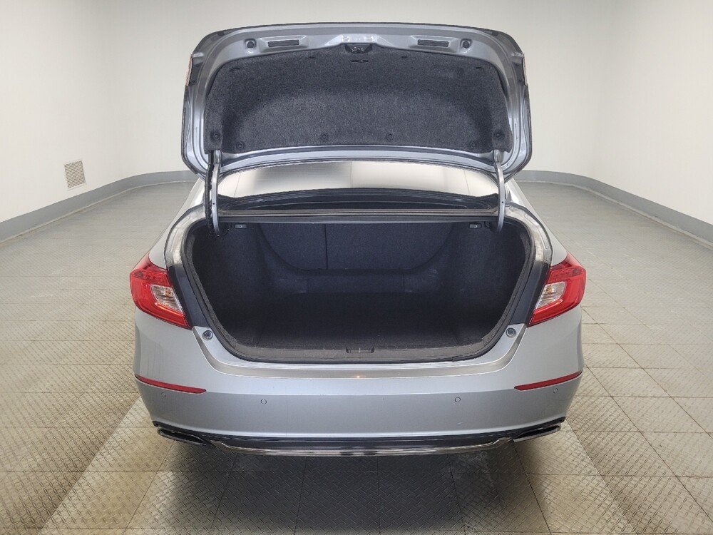 2018 Honda Accord in Indianapolis, IN 46219 - 18098980 29