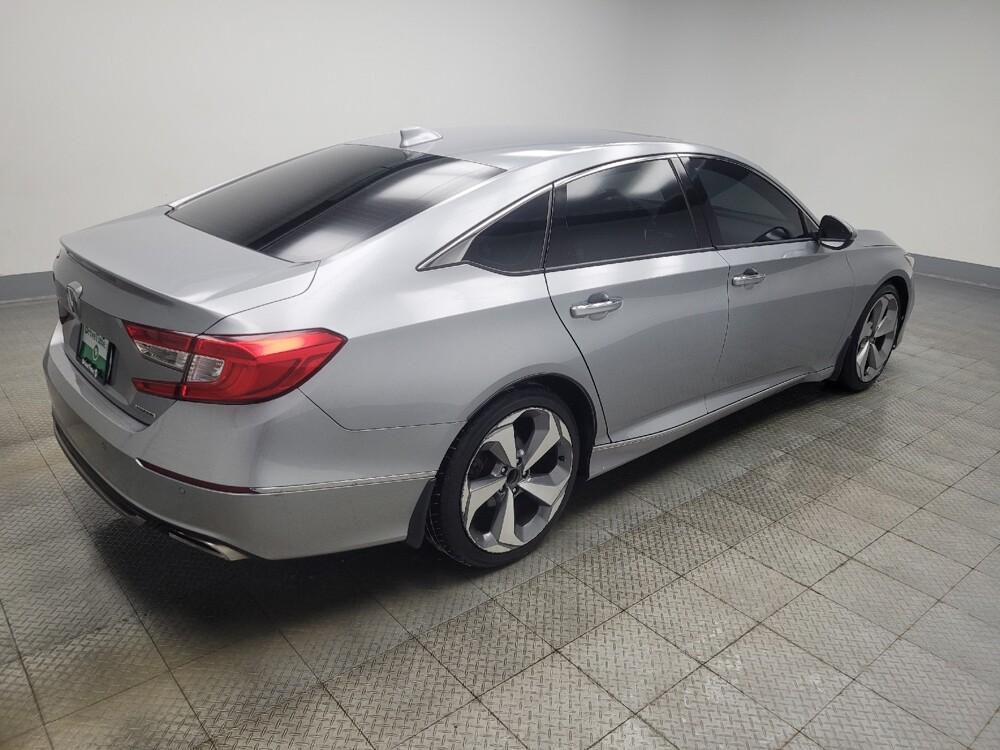 2018 Honda Accord in Indianapolis, IN 46219 - 18098980 10