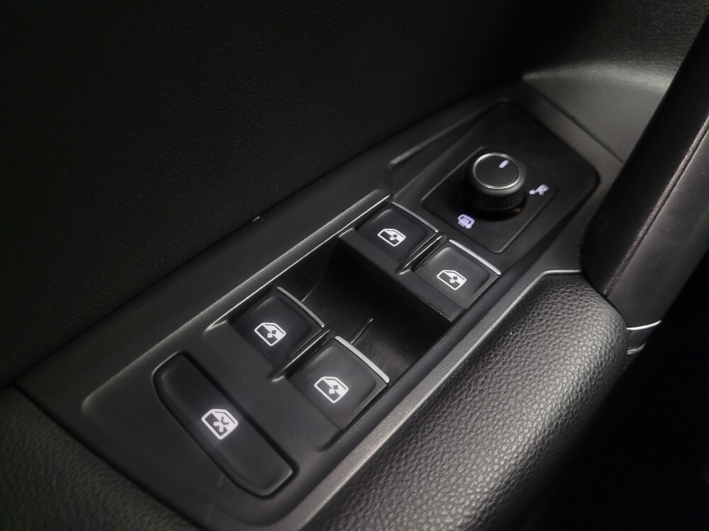 2020 Volkswagen Tiguan in Highland, IN 46322 - 18098981 27