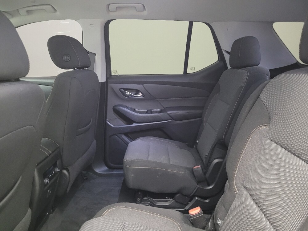 2019 Chevrolet Traverse in Cincinnati, OH 45255 - 18098983 18