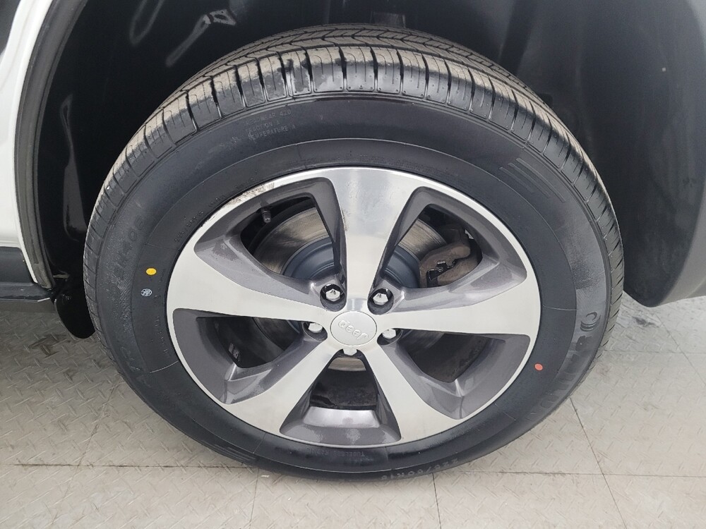 2019 Jeep Cherokee in Columbus, OH 43231 - 18098984 31