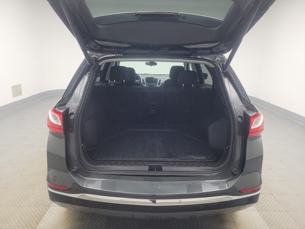 2020 Chevrolet Equinox in Indianapolis, IN 46219 - 18098990 29