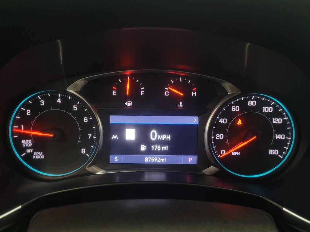 2020 Chevrolet Equinox in Indianapolis, IN 46219 - 18098990 23