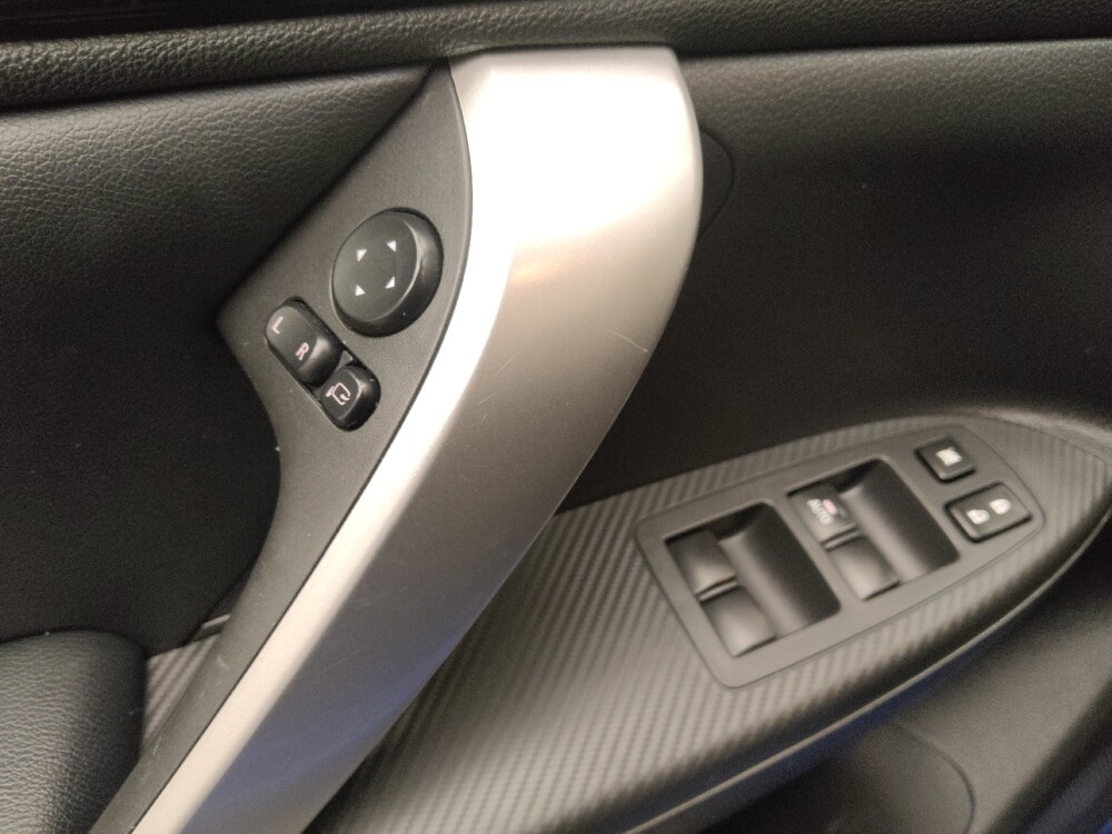 2020 Mitsubishi Eclipse Cross in Des Moines, IA 50310 - 18098993 27