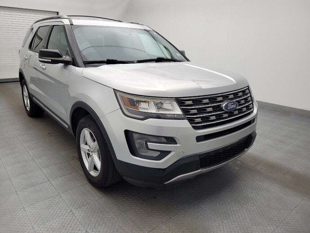 2017 Ford Explorer in Salem, VA 24153 - 18098994 13