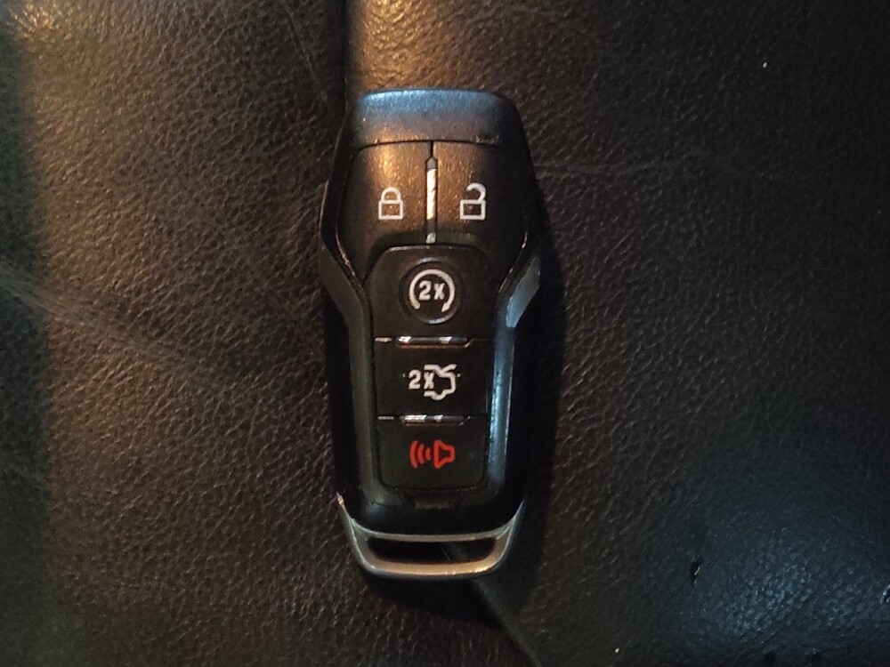 2017 Ford Explorer in Salem, VA 24153 - 18098994 32