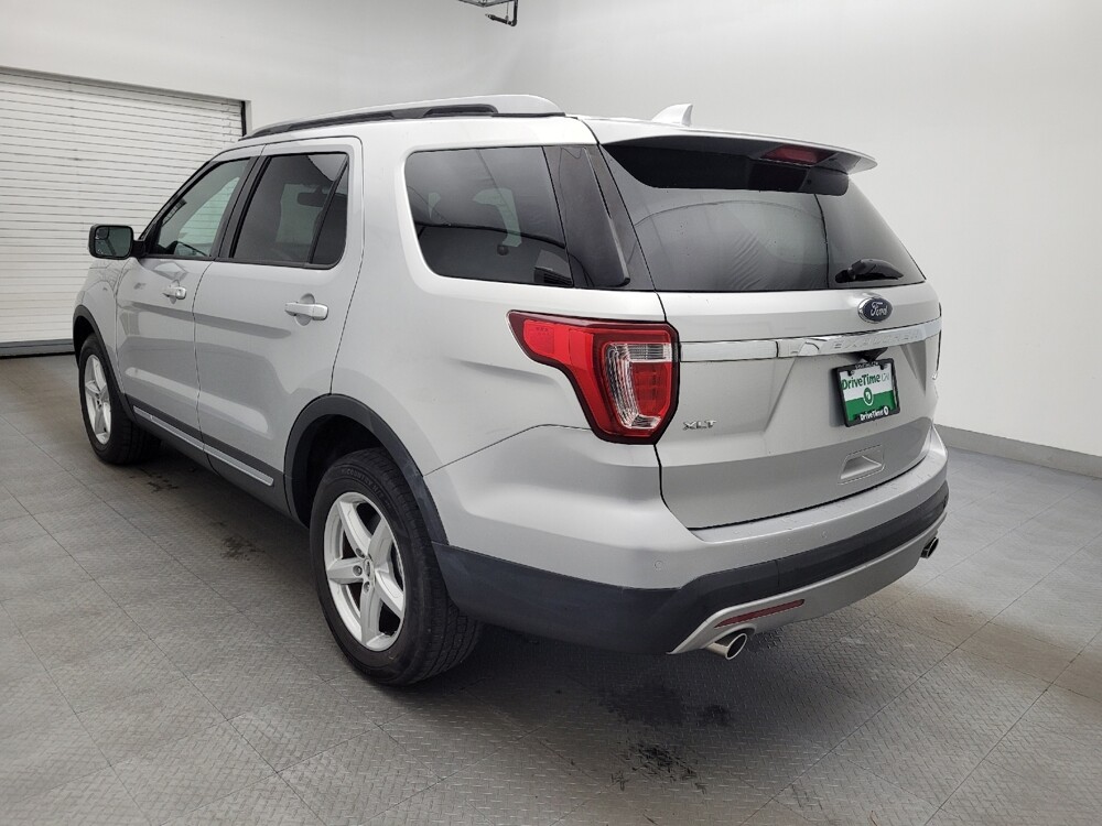 2017 Ford Explorer in Salem, VA 24153 - 18098994 5