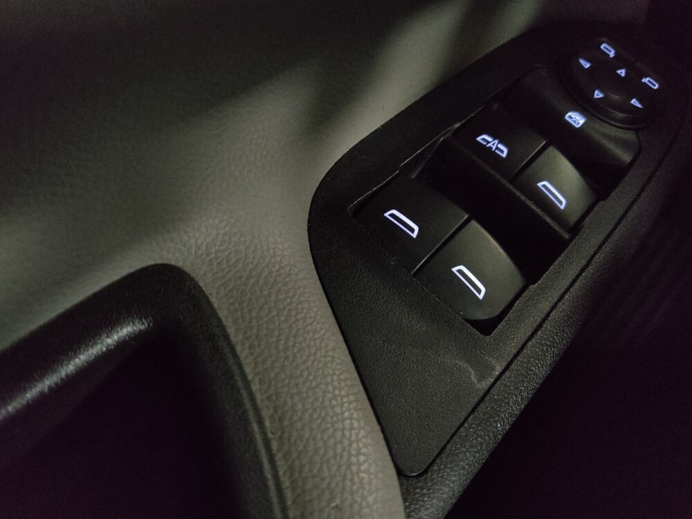 2019 Chevrolet Equinox in Marietta, GA 30062 - 18099001 27