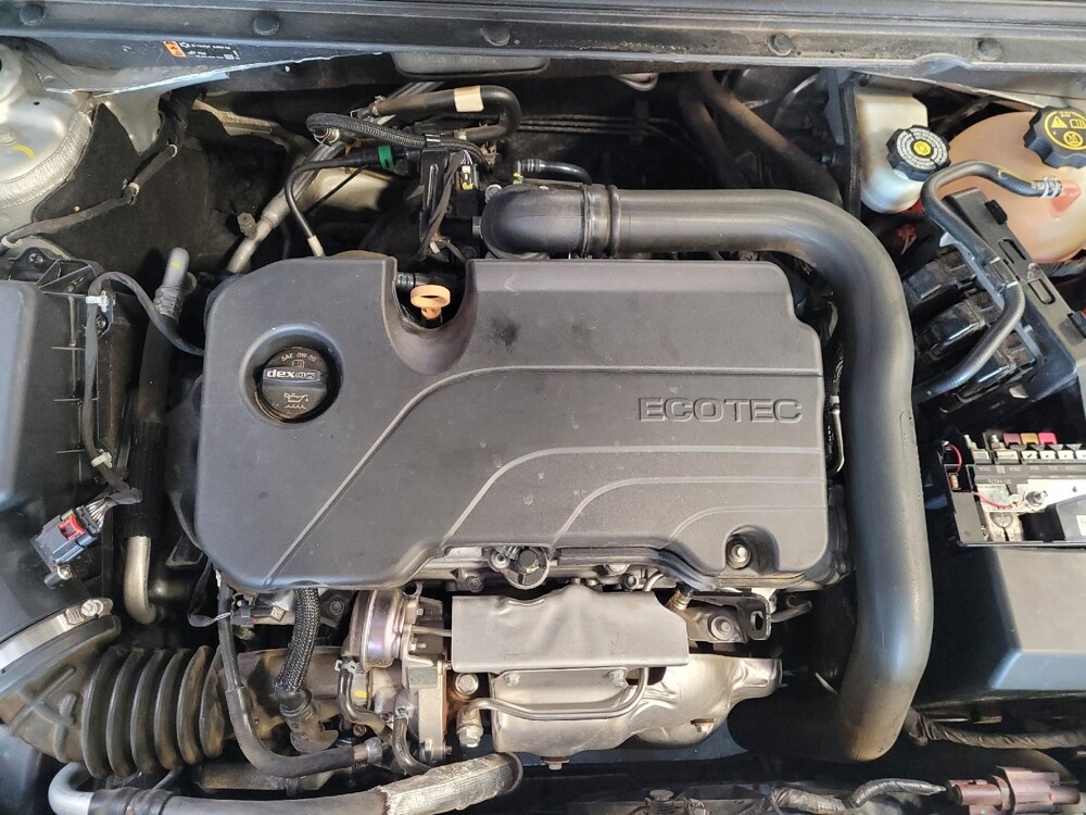 2021 Chevrolet Malibu in Downey, CA 90241 - 18099004 30