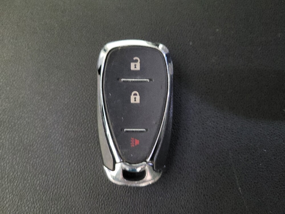 2018 Chevrolet Equinox in Riverside, CA 92504 - 18099005 32