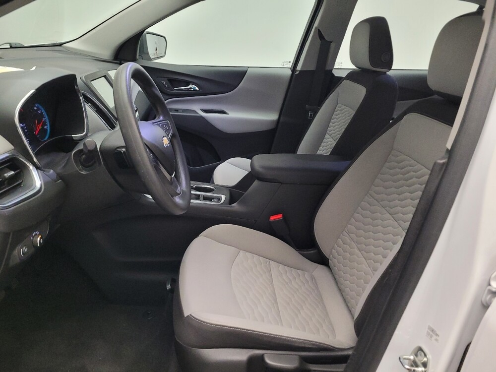 2018 Chevrolet Equinox in Riverside, CA 92504 - 18099005 17