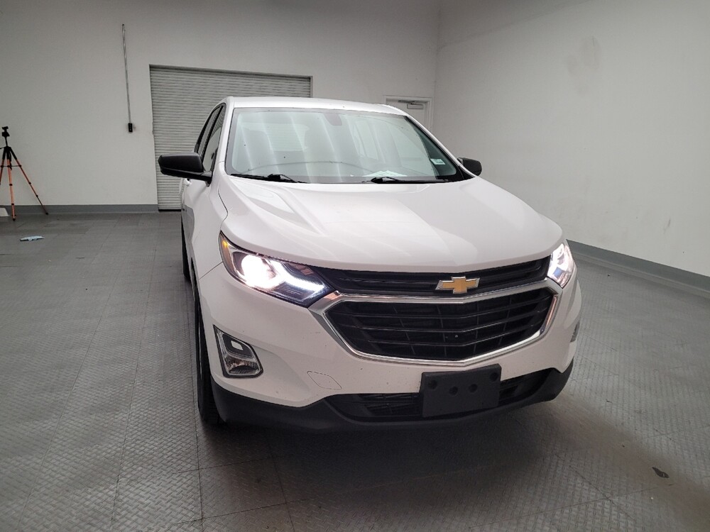 2018 Chevrolet Equinox in Riverside, CA 92504 - 18099005 14