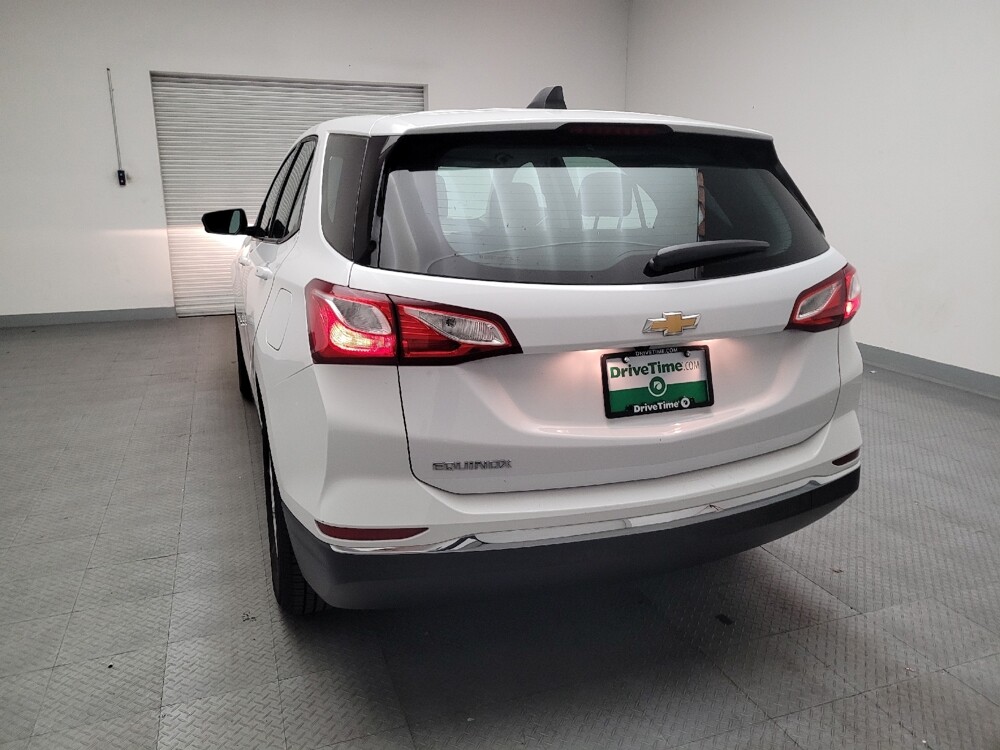 2018 Chevrolet Equinox in Riverside, CA 92504 - 18099005 6
