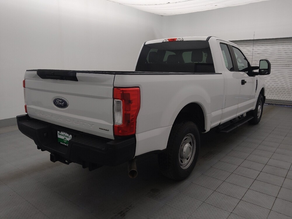 2019 Ford F250 in Fort Myers, FL 33907 - 18099009 9
