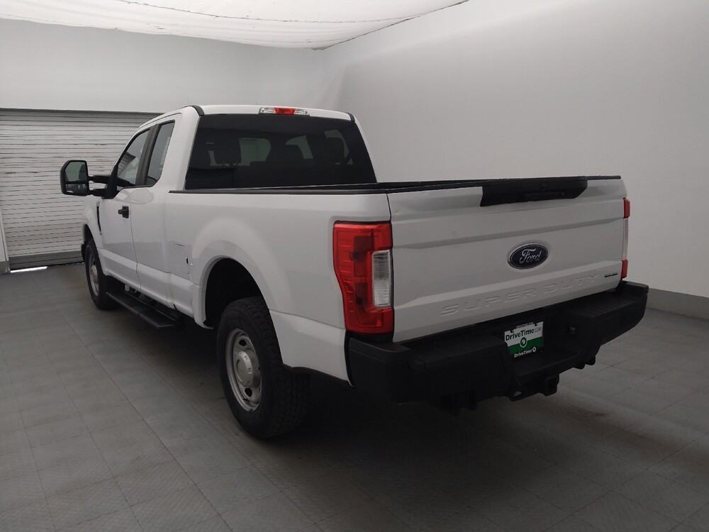 2019 Ford F250 in Fort Myers, FL 33907 - 18099009 5